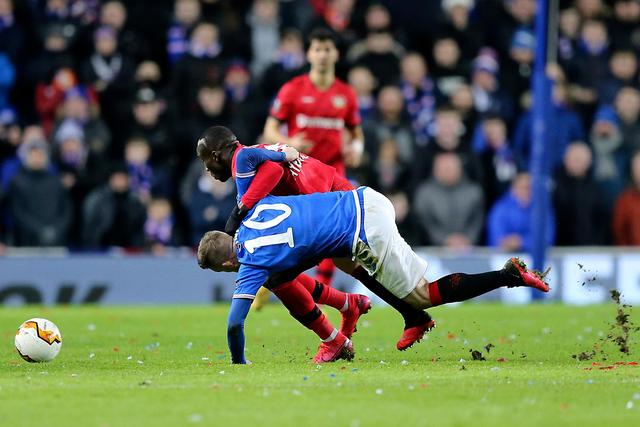 媒体人：篮协已经联系华裔后卫协商入籍办理