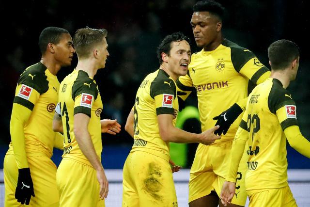 附加赛-76人险胜热火成功晋级 首轮对阵尼克斯