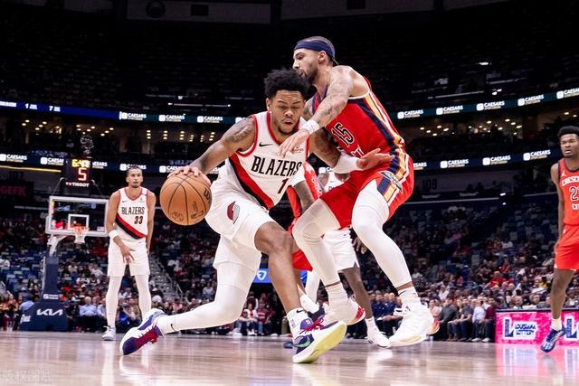 CBA俱乐部杯赛制：每节10分钟 外援4节8人次